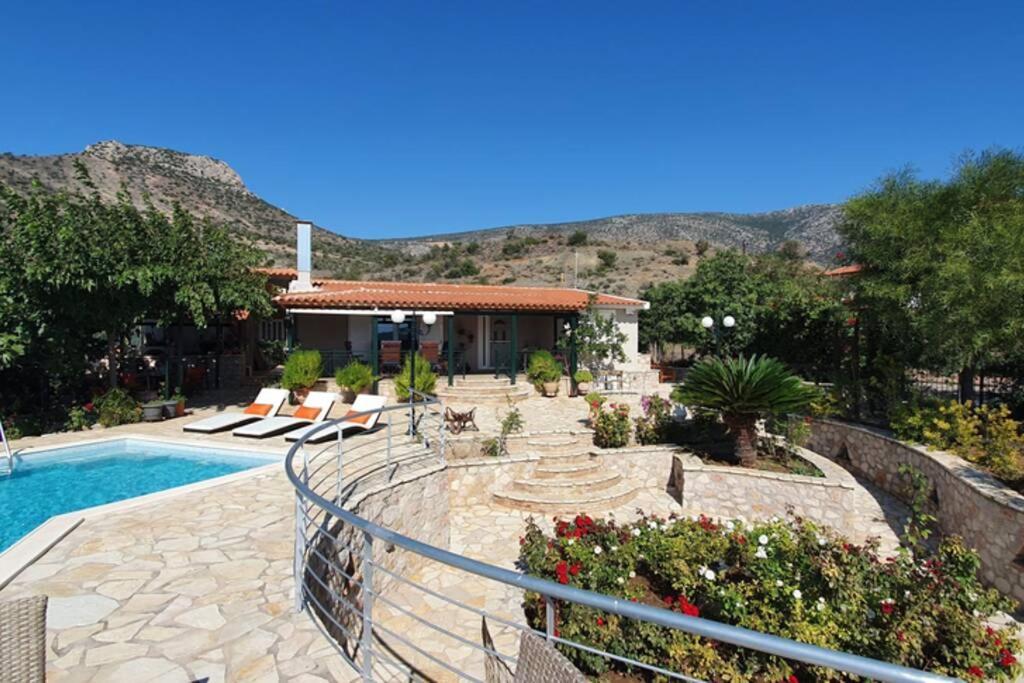 Villa Aliki ภายนอก รูปภาพ